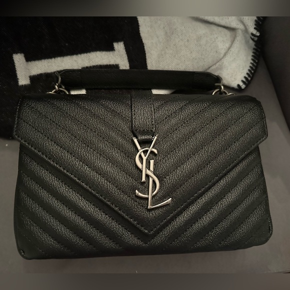 Black and silver envelope style shoulder or crossbody bag. - Picture 8 of 8